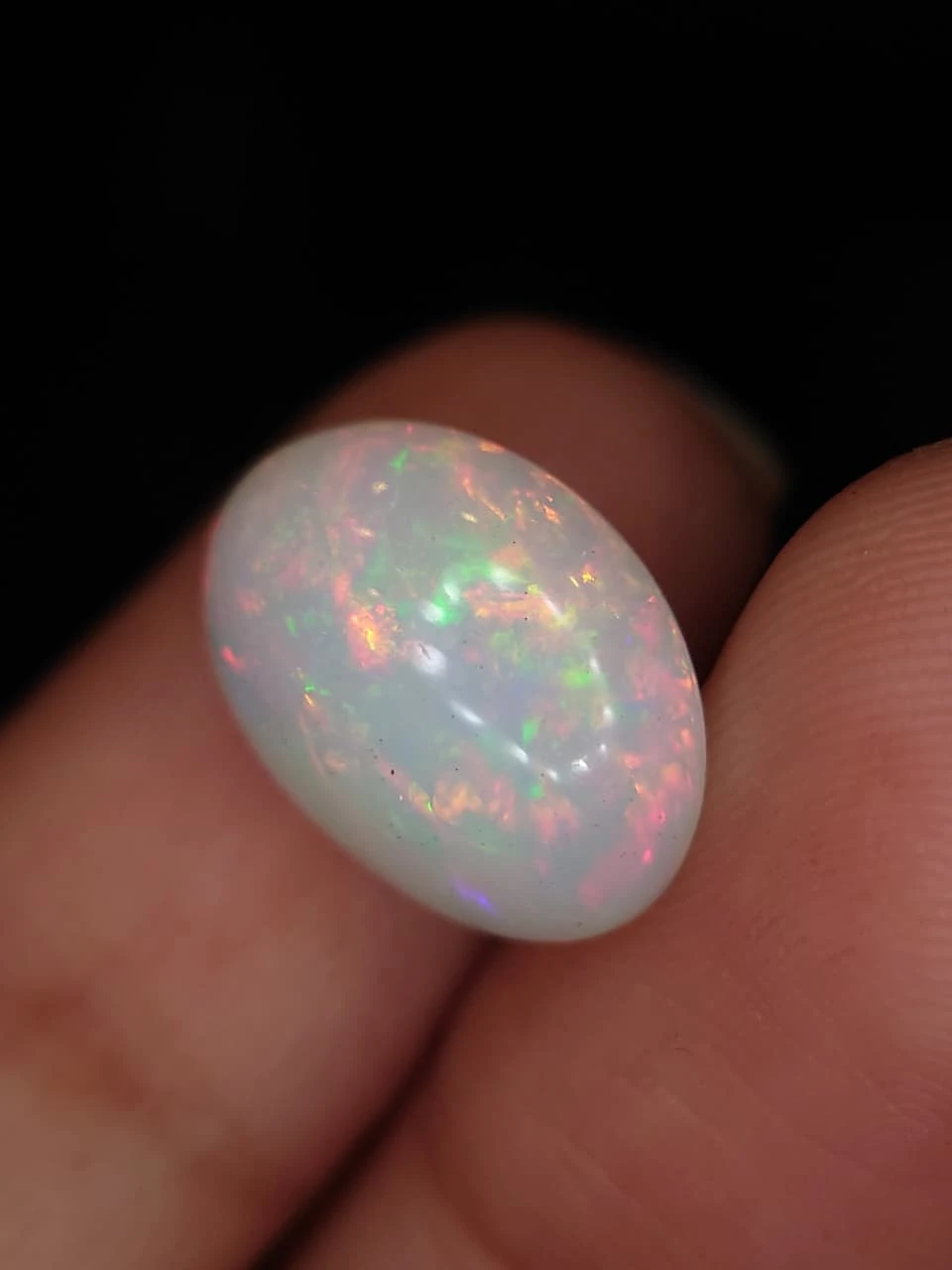 5.9ct Natural White Ethiopian Opal — view 1